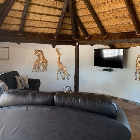 Makhato Bush Lodge 3 Bela-Bela Exteriör bild