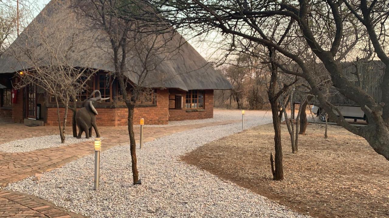 Makhato Bush Lodge 3 Bela-Bela Exteriör bild