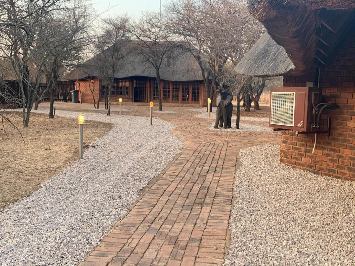 Makhato Bush Lodge 3 Bela-Bela Exteriör bild