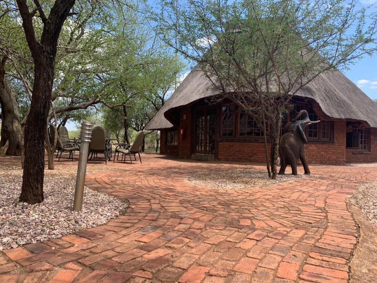 Makhato Bush Lodge 3 Bela-Bela Exteriör bild